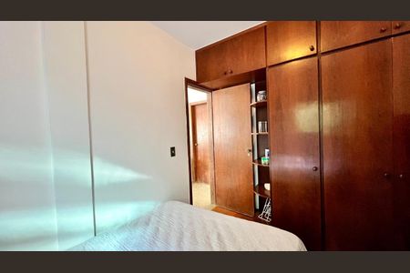 Apartamento à venda com 260m², 4 quartos e 2 vagasQuarto 3