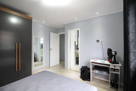 Casa de condomínio à venda com 350m², 4 quartos e 2 vagasQuarto 3 - Suíte