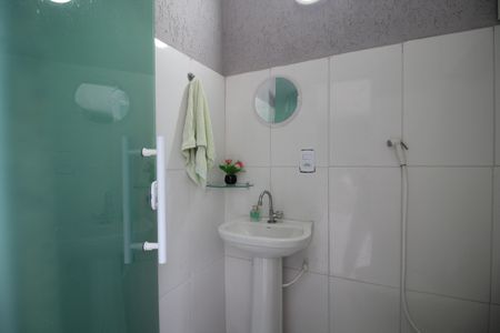 Casa de condomínio à venda com 350m², 4 quartos e 2 vagasLavabo Externo