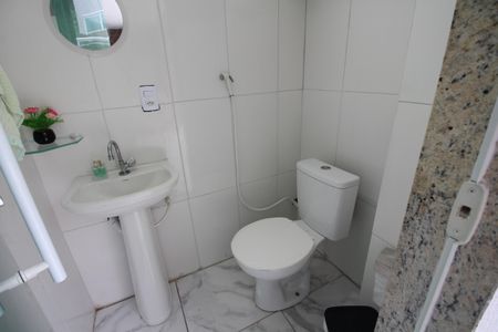 Casa de condomínio à venda com 350m², 4 quartos e 2 vagasLavabo Externo