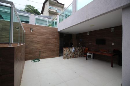 Casa de condomínio à venda com 350m², 4 quartos e 2 vagasÁrea Externa