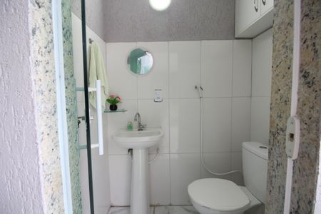 Casa de condomínio à venda com 350m², 4 quartos e 2 vagasLavabo Externo