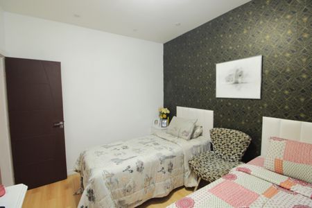 Apartamento à venda com 65m², 2 quartos e 1 vagaQuarto 2