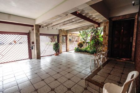 Casa à venda com 248m², 3 quartos e 2 vagasGaragem