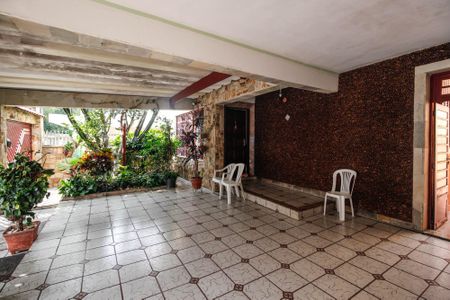 Casa à venda com 248m², 3 quartos e 2 vagasGaragem