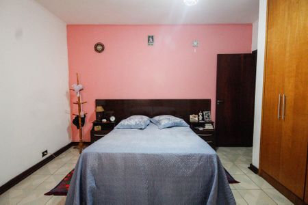 Casa à venda com 248m², 3 quartos e 2 vagasQuarto 1