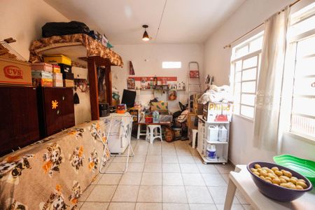 Casa à venda com 248m², 3 quartos e 2 vagasQuarto de serviço 1