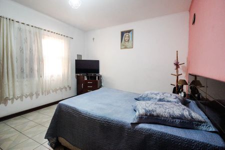 Casa à venda com 248m², 3 quartos e 2 vagasQuarto 1