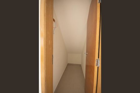 Casa à venda com 100m², 3 quartos e 2 vagas Casa à venda com 100m², 3 quartos e 2 vagasDespensa