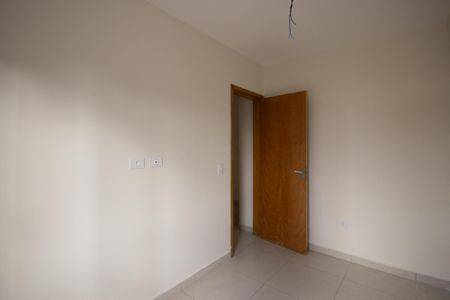 Casa à venda com 100m², 3 quartos e 2 vagas Casa à venda com 100m², 3 quartos e 2 vagasQuarto 1