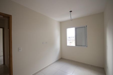 Casa à venda com 100m², 3 quartos e 2 vagas Casa à venda com 100m², 3 quartos e 2 vagasSuite
