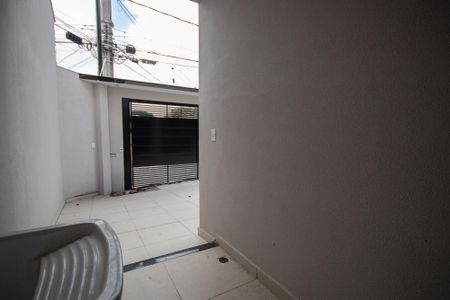 Casa à venda com 100m², 3 quartos e 2 vagas Casa à venda com 100m², 3 quartos e 2 vagasÁrea de Serviço e Churrasqueira