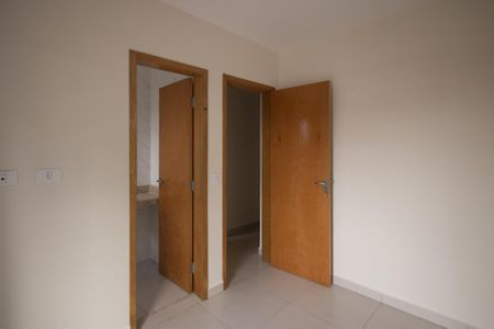 Casa à venda com 100m², 2 quartos e 2 vagasSuíte 1