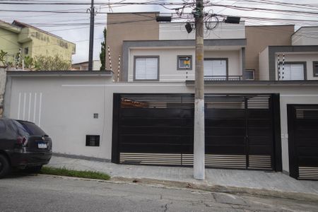 Casa à venda com 100m², 2 quartos e 2 vagasFachada