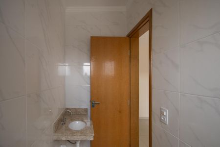 Casa à venda com 100m², 2 quartos e 2 vagasBanheiro Suite 1