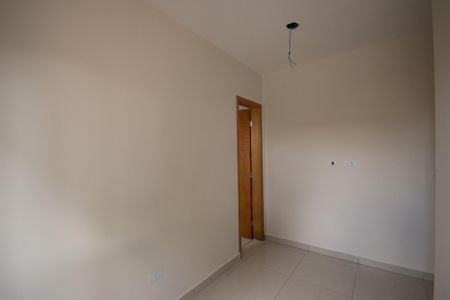 Casa à venda com 100m², 2 quartos e 2 vagasSuite 2