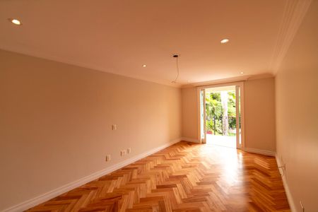 Casa de condomínio à venda com 880m², 7 quartos e 8 vagas Casa de condomínio à venda com 880m², 7 quartos e 8 vagasSuíte 5