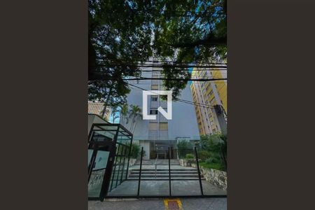 Apartamento à venda com 100m², 3 quartos e 1 vagaFachada