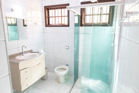 Casa para alugar com 380m², 3 quartos e 10 vagasSuíte Banheiro