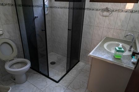 Casa para alugar com 380m², 3 quartos e 10 vagasBanheiro