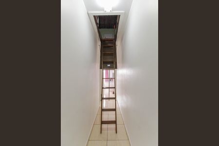 Casa à venda com 115m², 3 quartos e 1 vagaEscada do sótão