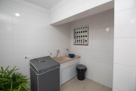 Casa à venda com 250m², 4 quartos e 2 vagasÁrea de Serviço