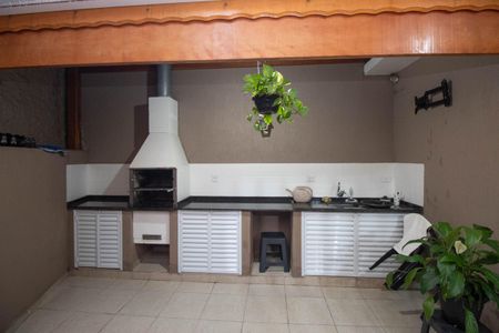 Casa à venda com 250m², 4 quartos e 2 vagasÁrea comum - Churrasqueira