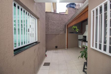 Casa à venda com 250m², 4 quartos e 2 vagasÁrea comum - Churrasqueira