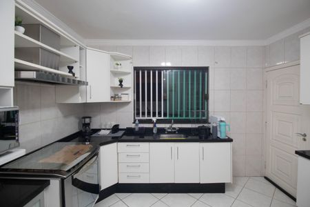 Casa à venda com 250m², 4 quartos e 2 vagasCozinha