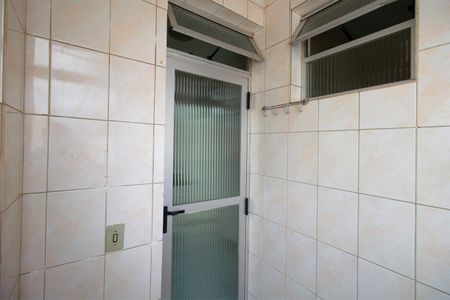 Apartamento à venda com 78m², 3 quartos e 1 vagaÁrea de Serviço