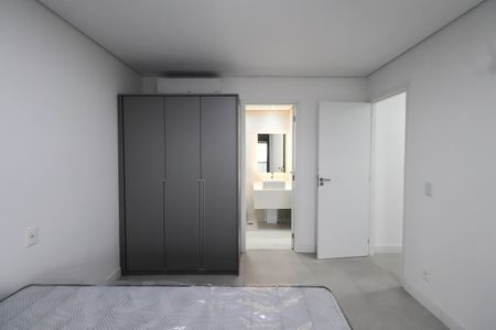 Apartamento à venda com 89m², 2 quartos e 2 vagas Apartamento à venda com 89m², 2 quartos e 2 vagasSuite