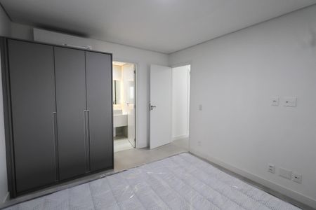 Apartamento à venda com 89m², 2 quartos e 2 vagas Apartamento à venda com 89m², 2 quartos e 2 vagasSuite