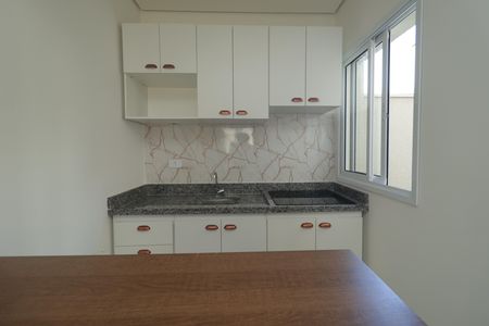 Apartamento para alugar com 34m², 2 quartos e sem vagaSala e Cozinha