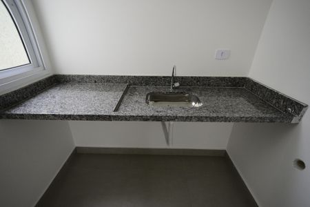 Apartamento à venda com 34m², 2 quartos e sem vagaSala/Cozinha