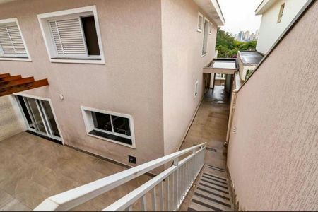 Casa à venda com 432m², 5 quartos e 5 vagasFoto 01