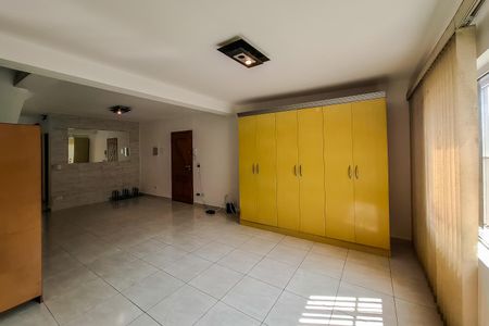 Casa de condomínio para alugar com 52m², 1 quarto e sem vaga Casa de condomínio para alugar com 52m², 1 quarto e sem vagaSala/Quarto