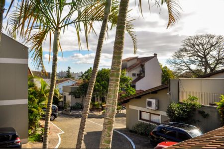 Casa de condomínio à venda com 219m², 4 quartos e 2 vagasVista da Suíte 2