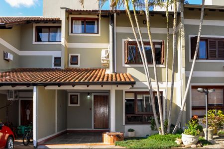 Casa de condomínio à venda com 219m², 4 quartos e 2 vagasFachada da Casa