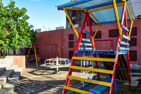 Casa de condomínio à venda com 219m², 4 quartos e 2 vagasÁrea comum