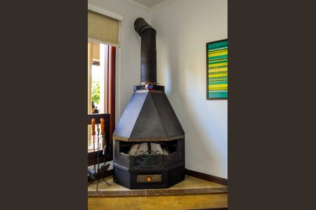 Casa de condomínio à venda com 219m², 4 quartos e 2 vagasSala