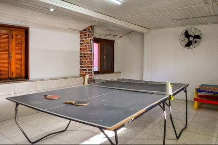 Casa de condomínio à venda com 219m², 4 quartos e 2 vagasÁrea comum