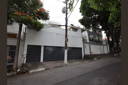 Casa à venda com 286m², 4 quartos e 3 vagasFachada