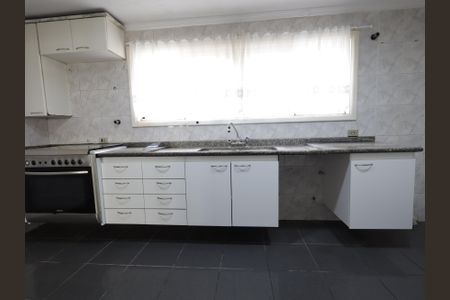 Casa à venda com 286m², 4 quartos e 3 vagasCozinha