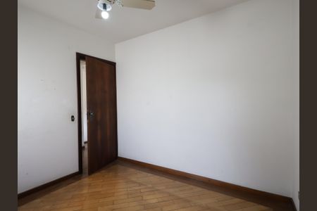 Casa à venda com 286m², 4 quartos e 3 vagasQuarto 2