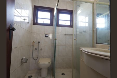 Casa à venda com 286m², 4 quartos e 3 vagasBanheiro