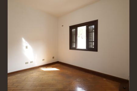 Casa à venda com 286m², 4 quartos e 3 vagasSuíte 1