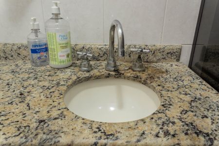 Apartamento para alugar com 76m², 3 quartos e 2 vagasBanheiro