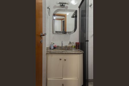 Apartamento para alugar com 76m², 3 quartos e 2 vagasBanheiro Suíte 