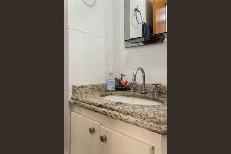 Apartamento para alugar com 76m², 3 quartos e 2 vagasBanheiro Suíte 