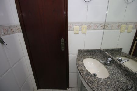 Apartamento à venda com 93m², 3 quartos e 1 vagaBanheiro Social